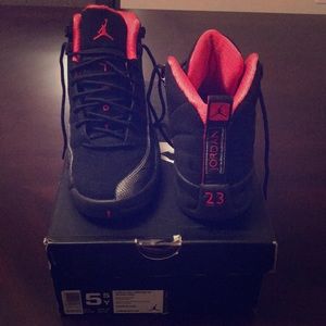 Girls Air Jordan 12 Retro (GS) US 5.5Y